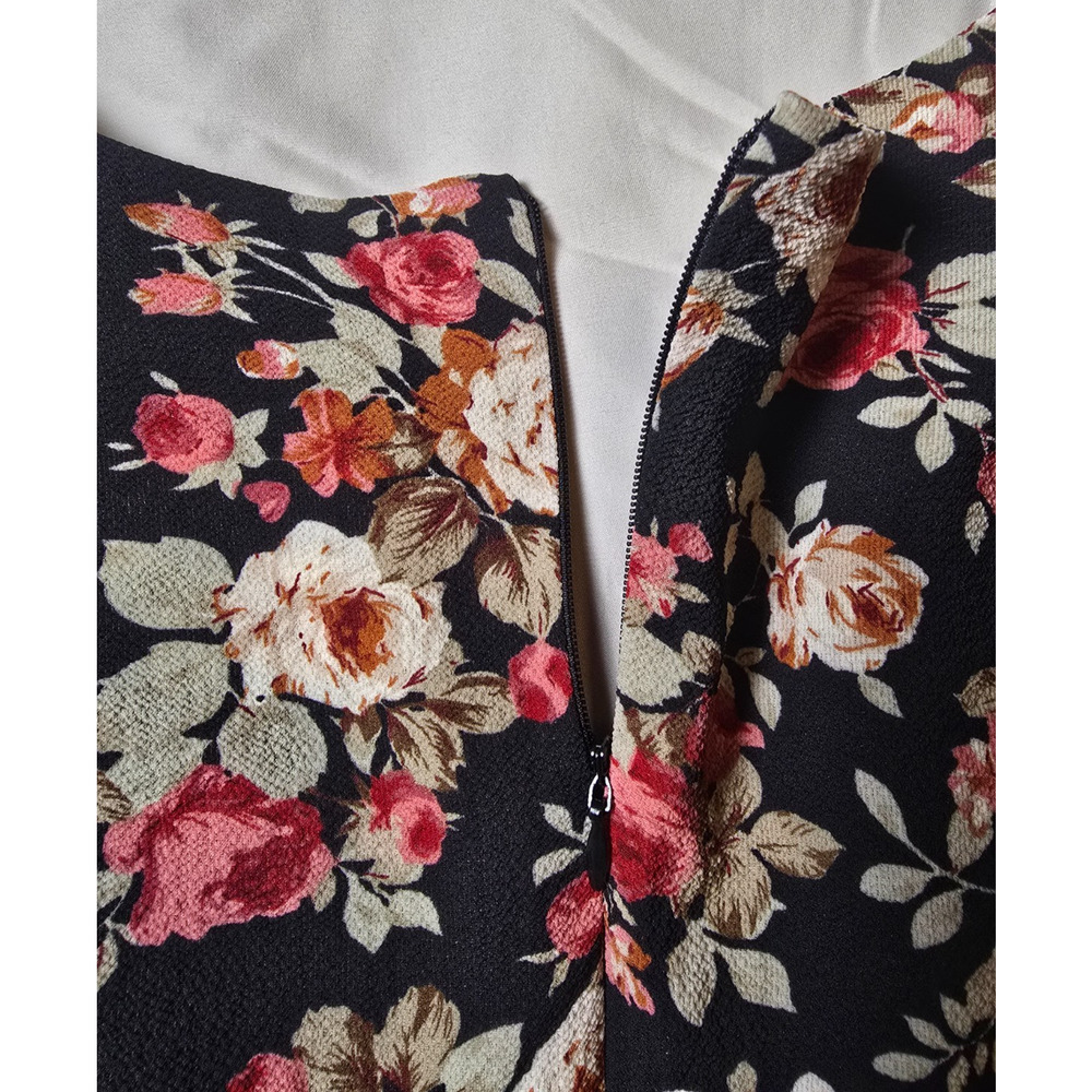 Fraiche by J XL Floral Faux Wrap Dress Black Pink Roses NWT - Picture 8 of 8